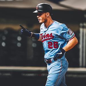 Image post by @twins on Instagram