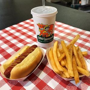 Image post by @stewleonards on Instagram