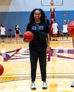 Image post by @elonwbasketball on Instagram