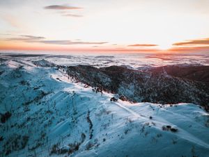 Image post by @chrislholder on Instagram