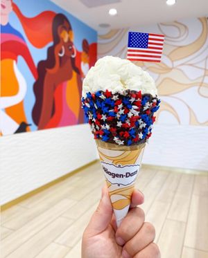 Image post by @haagendazshawaii on Instagram