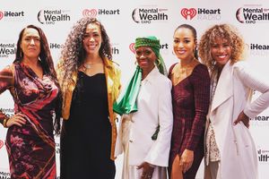 Image post by @angelarye on Instagram