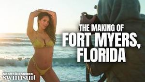 Video post by @siswimsuit on YouTube