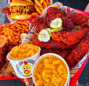 Image post by @daveshotchicken on Instagram