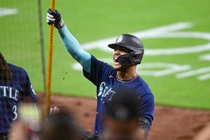 Image post by @Mariners on Twitter