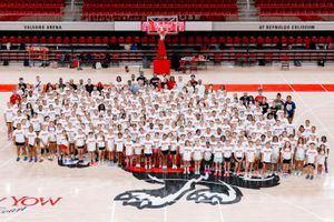 Image post by @packwomensbball on Instagram