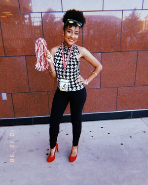 Image post by @finalbossfarrah on Instagram