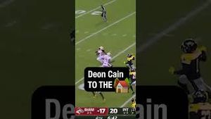Video post by @USFL on YouTube