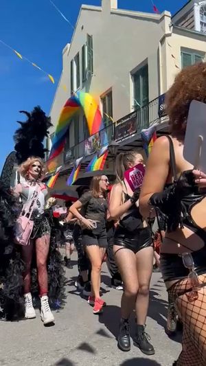 Video post by @fox8nola on Instagram