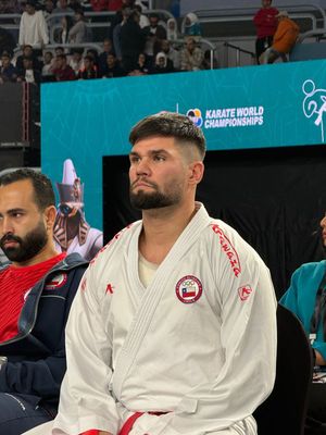 Image post by @arawaza_intl on Instagram