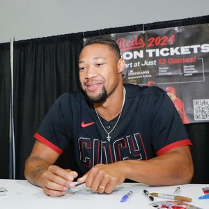 Image post by @reds on Instagram