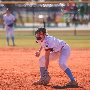 Image post by @softballyouth on Instagram