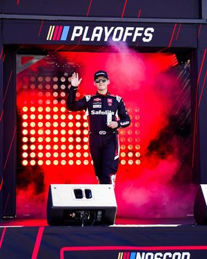 Image post by @nhms on Instagram