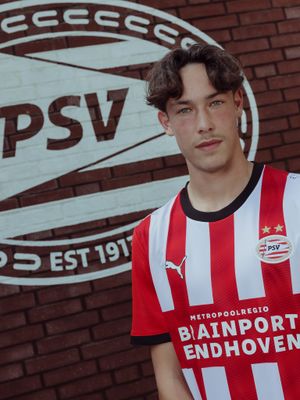 Image post by @psv on Instagram