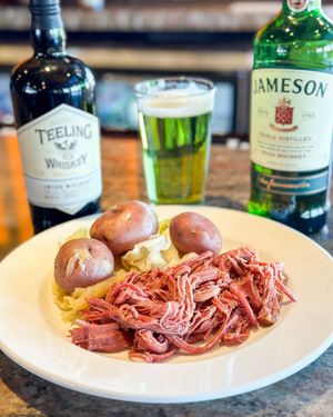 Image post by @pelicanlakessandbar on Instagram