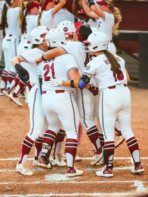 Image post by @gamecocksoftball on Instagram