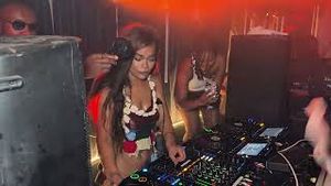 Video post by @thebeatafromusicfestival on YouTube