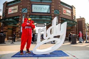 Image post by @indyindians on Instagram