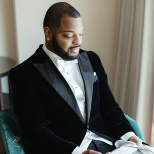 Image post by @lesliemarieevents on Instagram