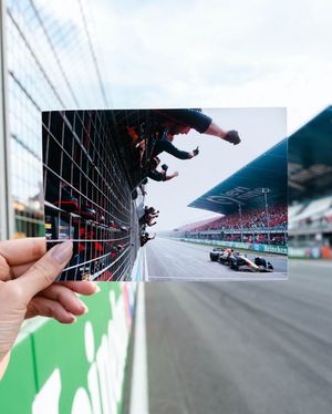 Image post by @lizzyhcreates on Instagram