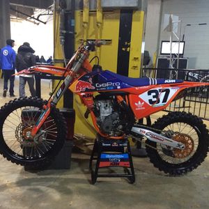 Image post by @racerxonline on Instagram