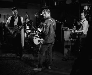 Image post by @switchfoot on Instagram