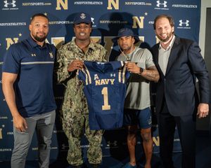 Image post by @navyfb on Instagram
