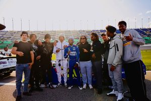 Image post by @jarnascar on Instagram