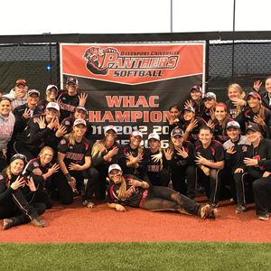 Image post by @davenportsoftball on Instagram