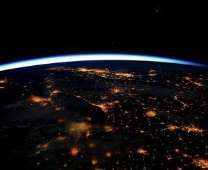 Image post by @iss on Instagram