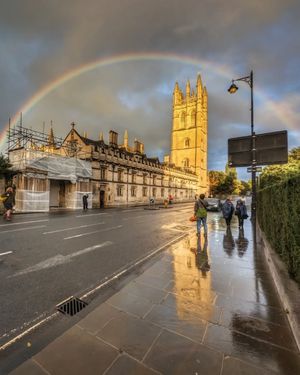 Image post by @oxford_uni on Instagram