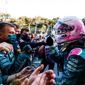 Image post by @oakley on Twitter