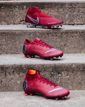 Image post by @soccerdotcom on Instagram