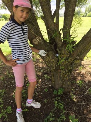 Image post by @cowgirlgolf on Instagram