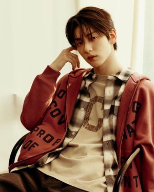 Image post by @ellemenhk on Instagram