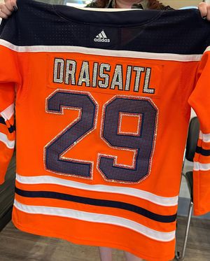 Image post by @oilersnationdotcom on Instagram