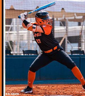 Image post by @gocamelssoftball on Instagram