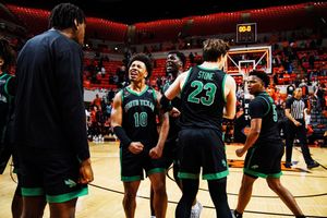 Image post by @MeanGreenSports on Twitter