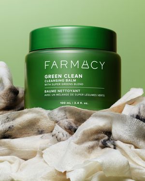 Image post by @farmacybeauty on Instagram