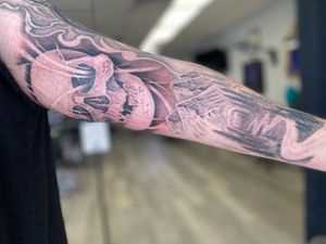 Image post by @mikebrowntattoos on Instagram