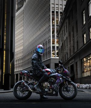 Image post by @quadlockmoto on Instagram