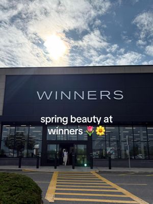 Video post by @ssamanthachow on TikTok