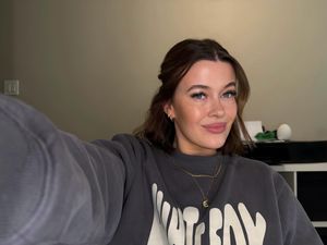 Image post by @leahrevelle on Instagram