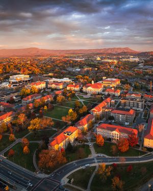 Image post by @jamesmadisonuniversity on Instagram