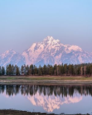 Image post by @nationalparkscollective on Instagram