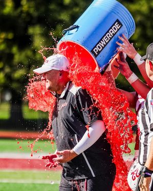 Image post by @colgatefb on Instagram