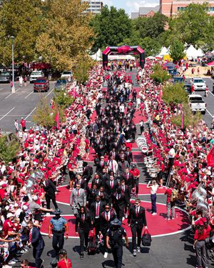 Image post by @RazorbackFB on Twitter