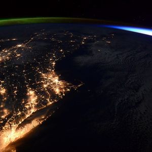 Image post by @iss on Instagram