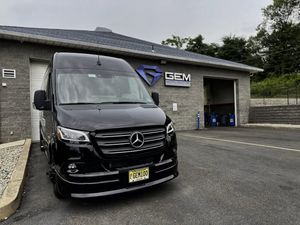 Image post by @gemlimo on Instagram