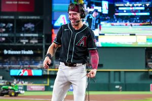 Image post by @Dbacks on Twitter
